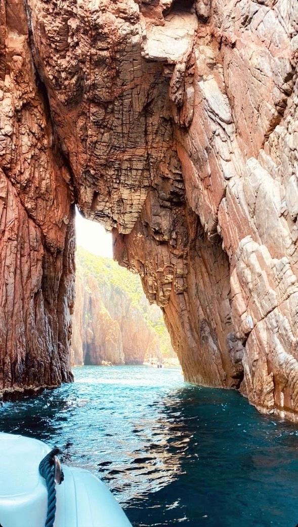 Promenade en mer au coeur des Calanques de Piana